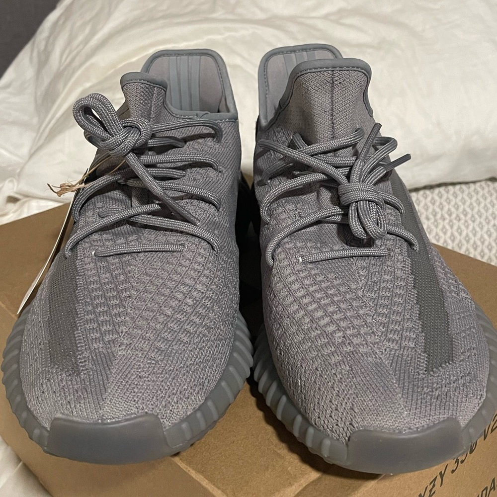 Unreleased Yeezy! Size 11.5